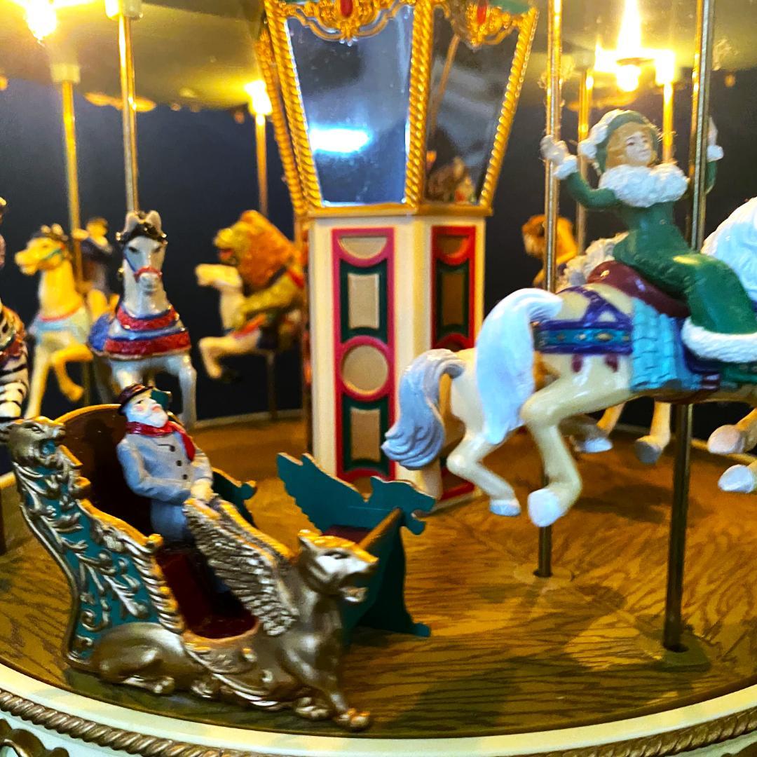 美品】ミスタークリスマス☆メリーゴーランド☆オルゴール☆カルーセル