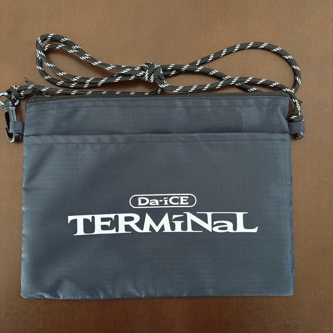 Da-iCE TERMiNaL サコッシュ - メルカリ