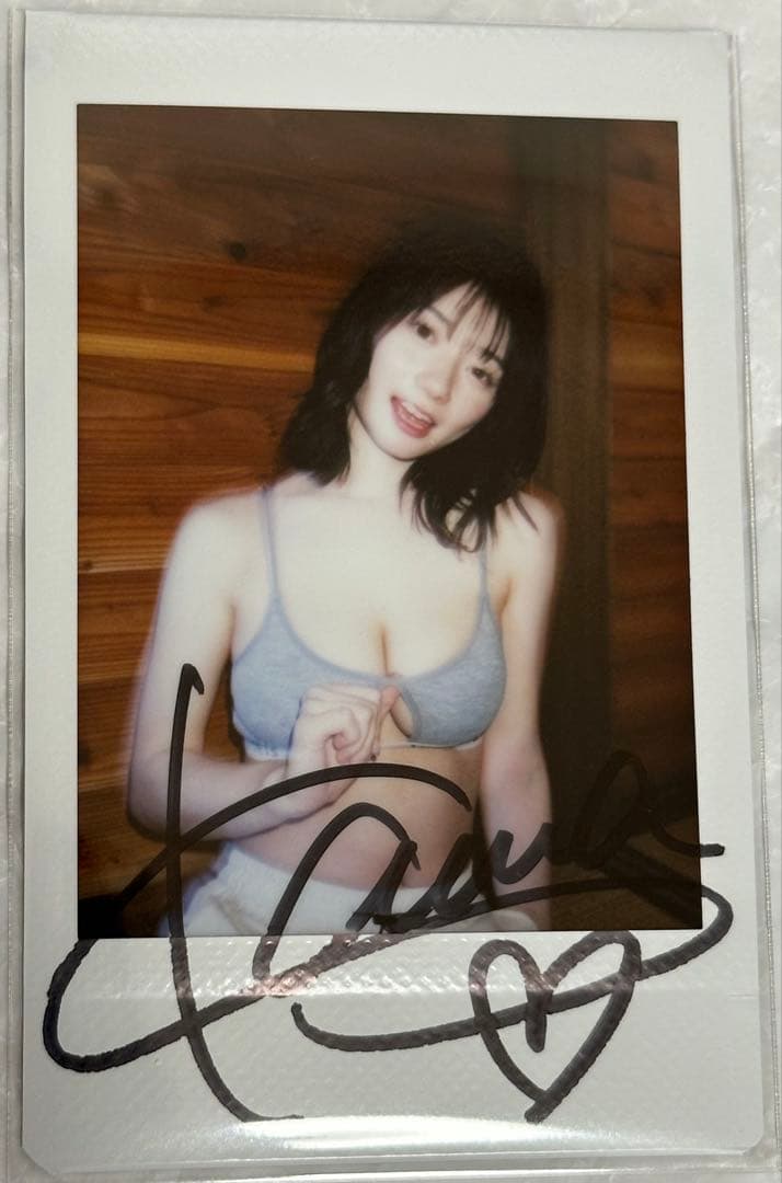 瀬戸環奈 直筆サイン入りチェキ チェキ - メルカリ