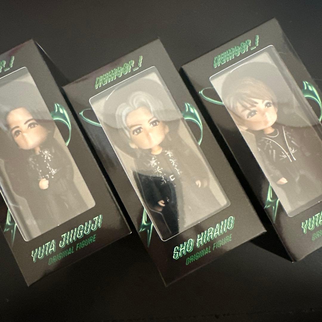 Number_i フィギュア 3体セット