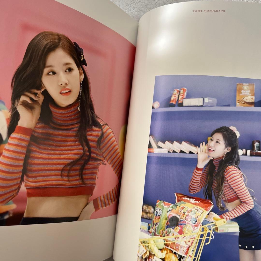 廃盤】TWICE Merry & Happy メリハピ モノグラフ トレカ付き - メルカリ