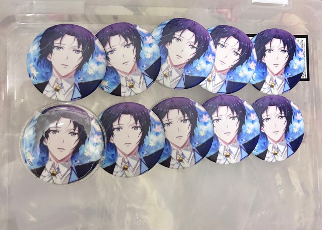 おまけつき】和泉一織 缶バッジ 80個 痛バ - メルカリ