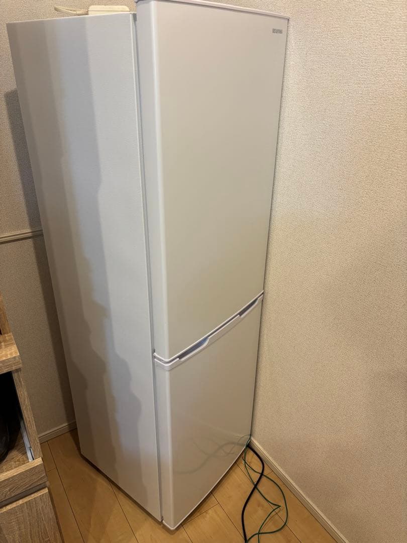 2023年製 アイリスオーヤマ 冷蔵庫 ホワイト162L たのメル便送料無料