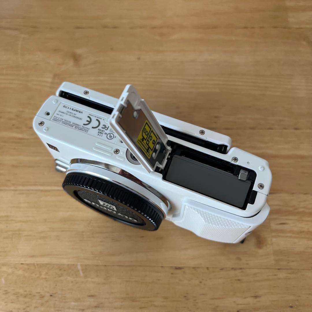 ジャンク品】OLYMPUS PEN E-PL6 ホワイト レンズなし
