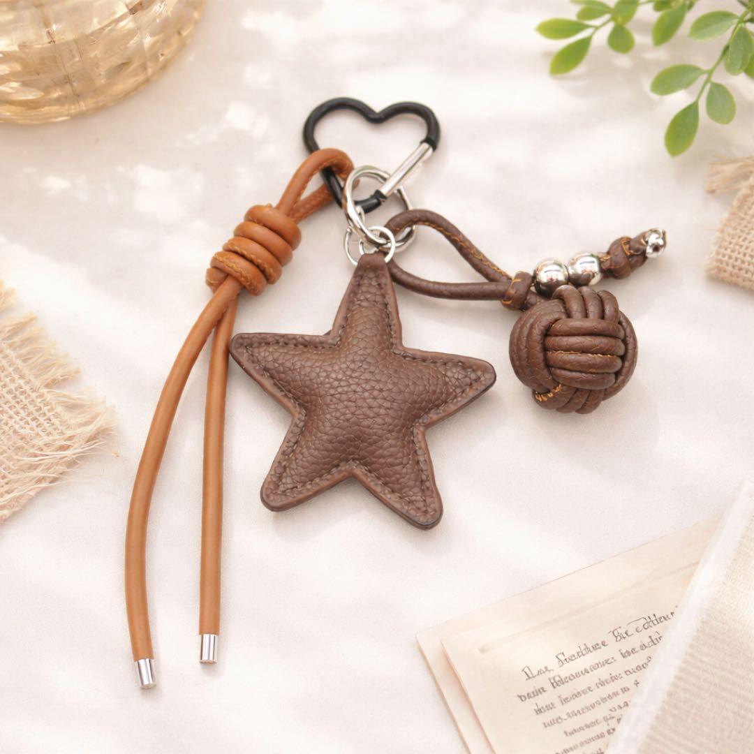 ジャラジャラキーホルダー スター ブラウン - メルカリ