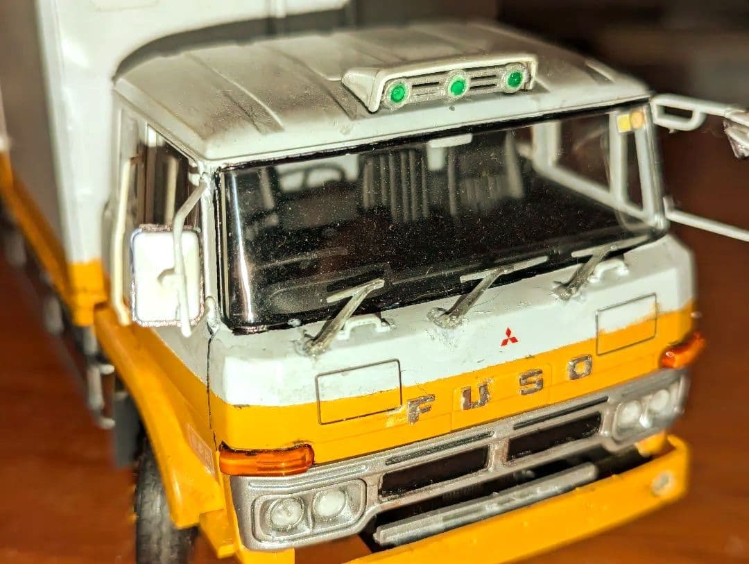 プラモデル完成品三菱ふそうFU - メルカリ