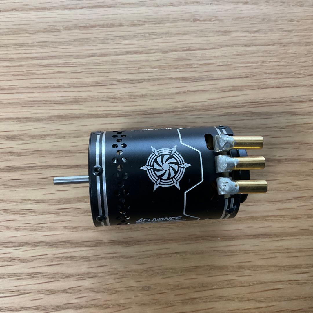 Acuvance Luxon BS Dual 9.5T ブラシレスモーター