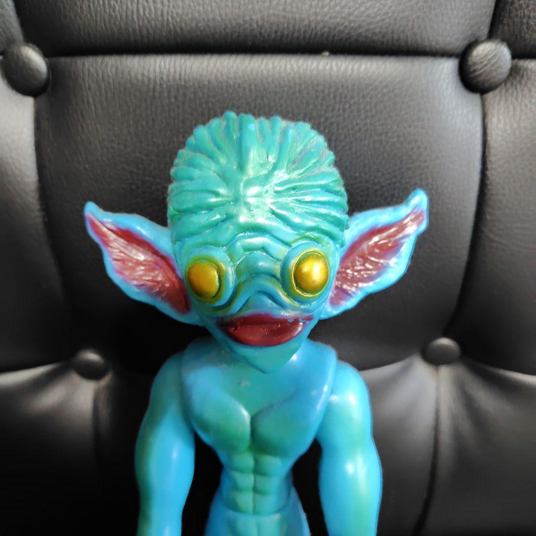 マーミット 宇宙人 青い怪獣フィギュア 1997 - メルカリ