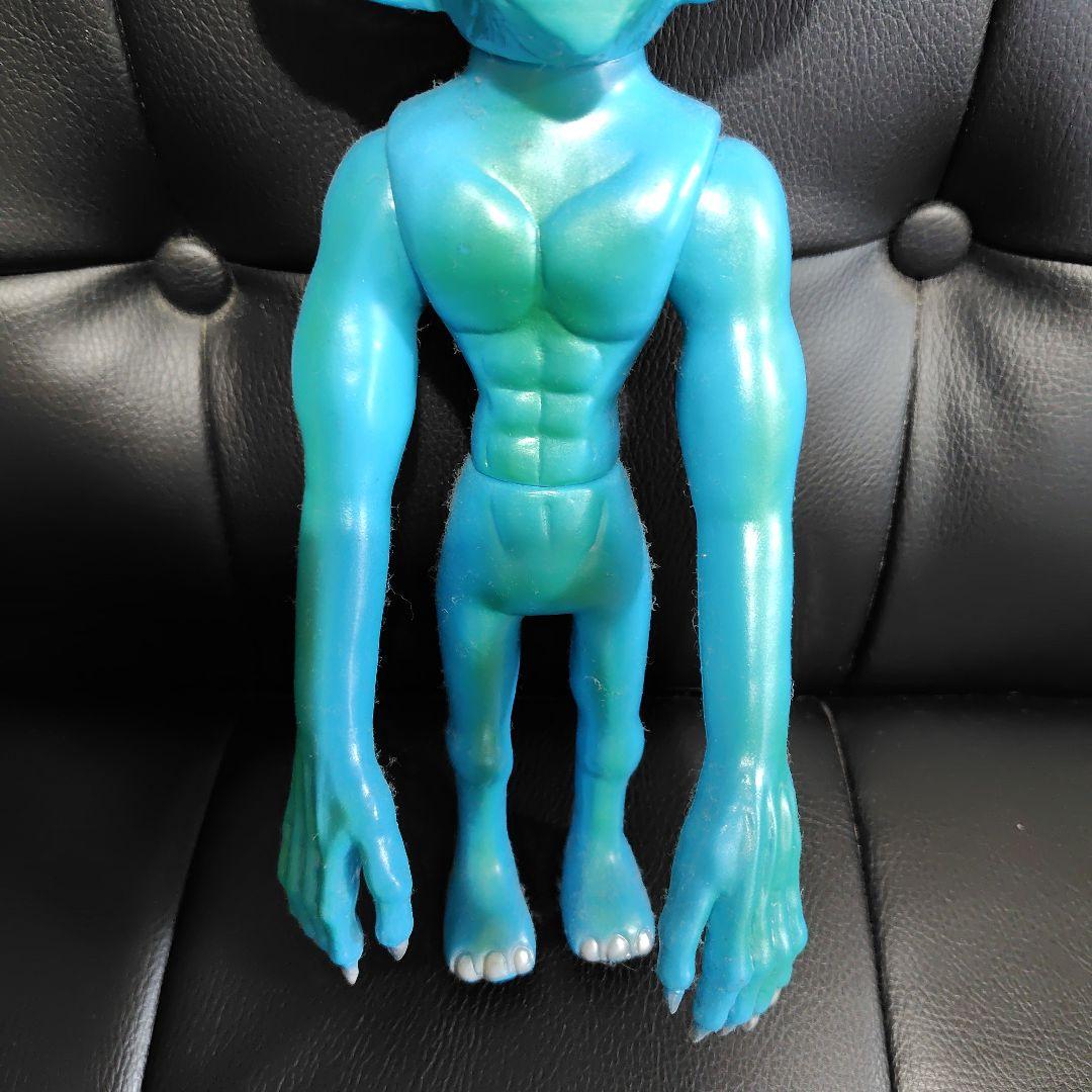 マーミット 宇宙人 青い怪獣フィギュア 1997 - メルカリ