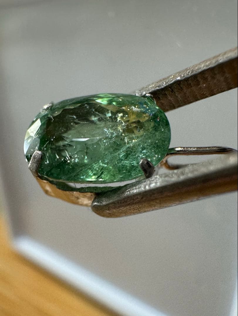 パライバトルマリンペンダントヘッド　モザンビーク産　1.56ct