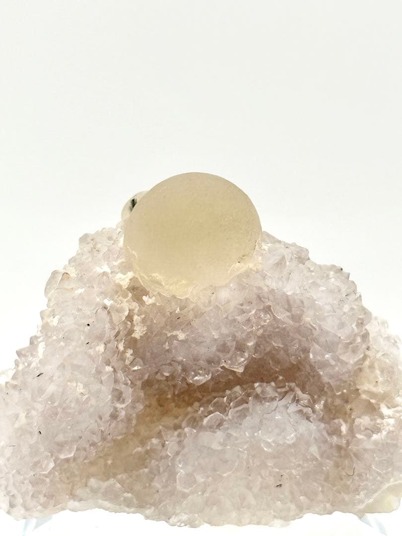 球状フローライト　インド産　蛍石　原石　鉱物標本 球体イエローフローライトの原石 インド産 25g（鉱物標本） - cute stone -