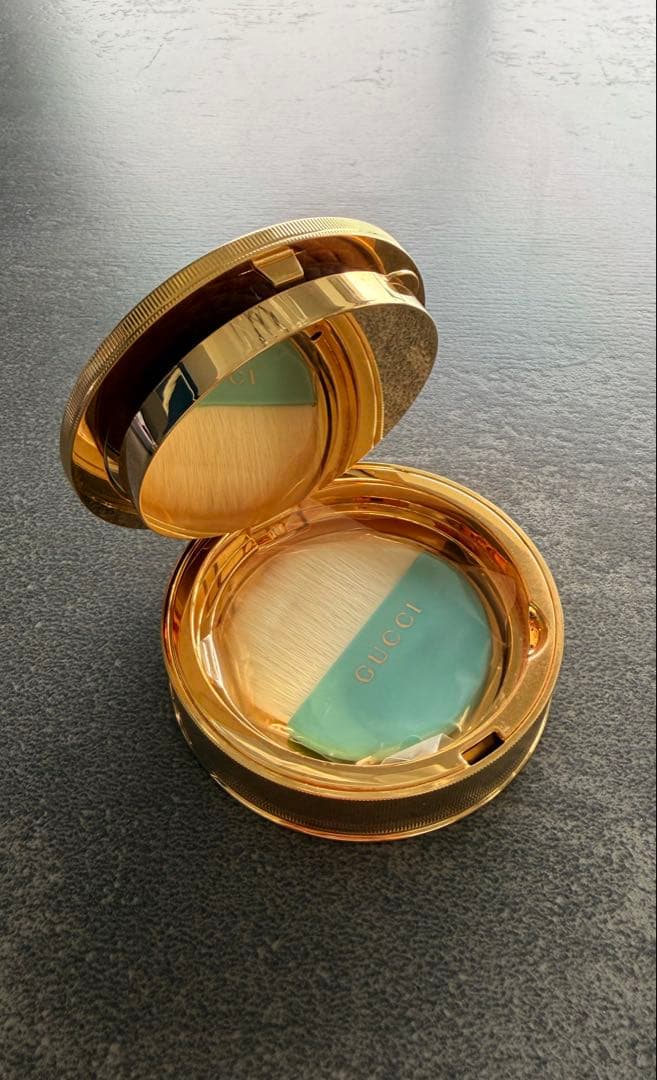 GUCCI ブロンジングパウダー 03 - メルカリ