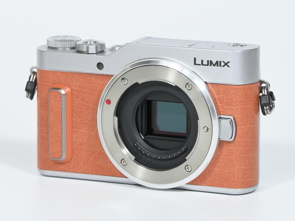 【美品】パナソニック LUMIX DC-GF10 レンズキット《SC数2511》