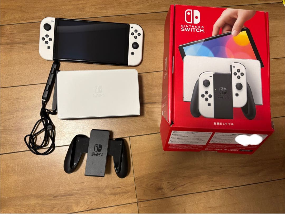 Nintendo Switch 有機ELモデル　ホワイト 本体・付属品 ケース付 Amazon.co.jp: Nintendo Switch(有機ELモデル) Joy-Con(L)/(R