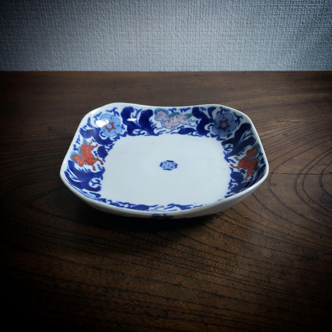 角皿 古伊万里 色絵 獅子 麒麟 七宝紋 唐花草 銘 明治 大正 訳あり