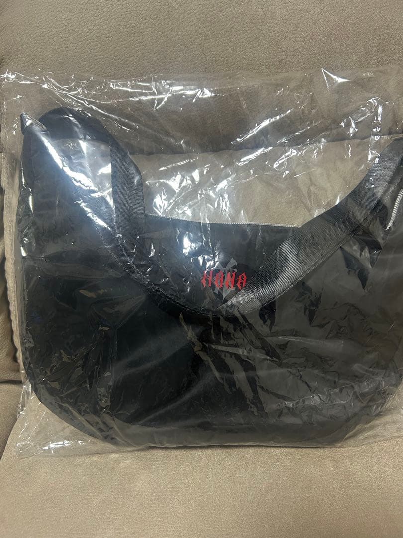 HANA ロゴラウンドバッグ - メルカリ