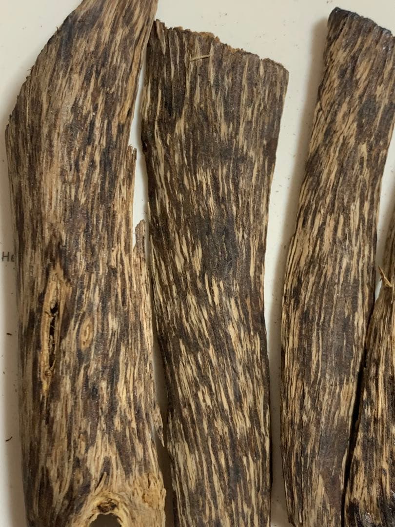 極上伽羅 沈香 香木 沈香線香 沈香精油 電気香炉 特別価格 - メルカリ