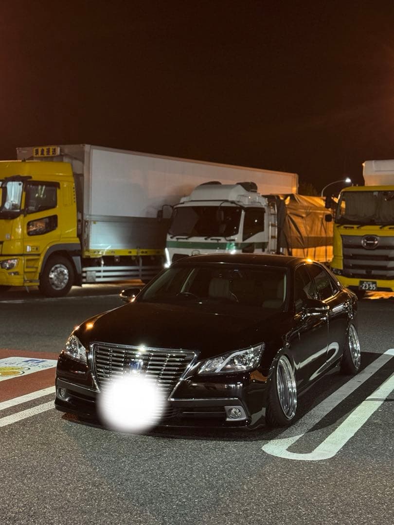 18.20.21クラウン用フロントアッパーアーム　”メーガン”