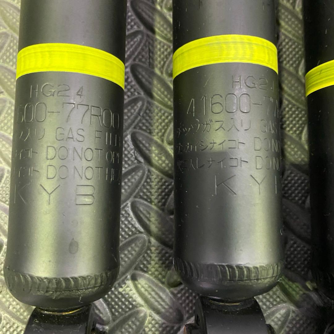 ジムニー JB64 純正ショック 中古美品 4本セット - パーツブランド