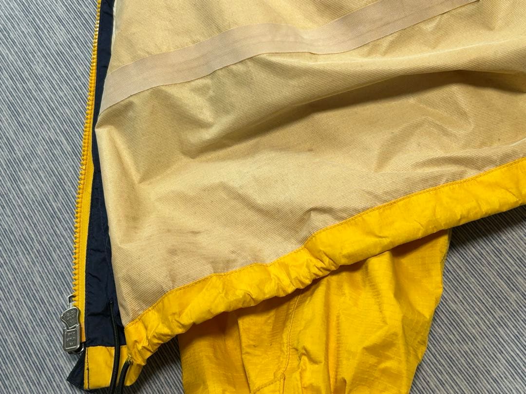 珍品】パタゴニア フルジップナイロンアノラック 香港製 - メルカリ