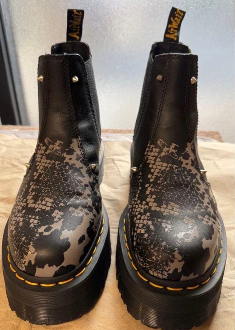 Dr. Martens サイドゴアブーツ ブラック迷彩 - メルカリ