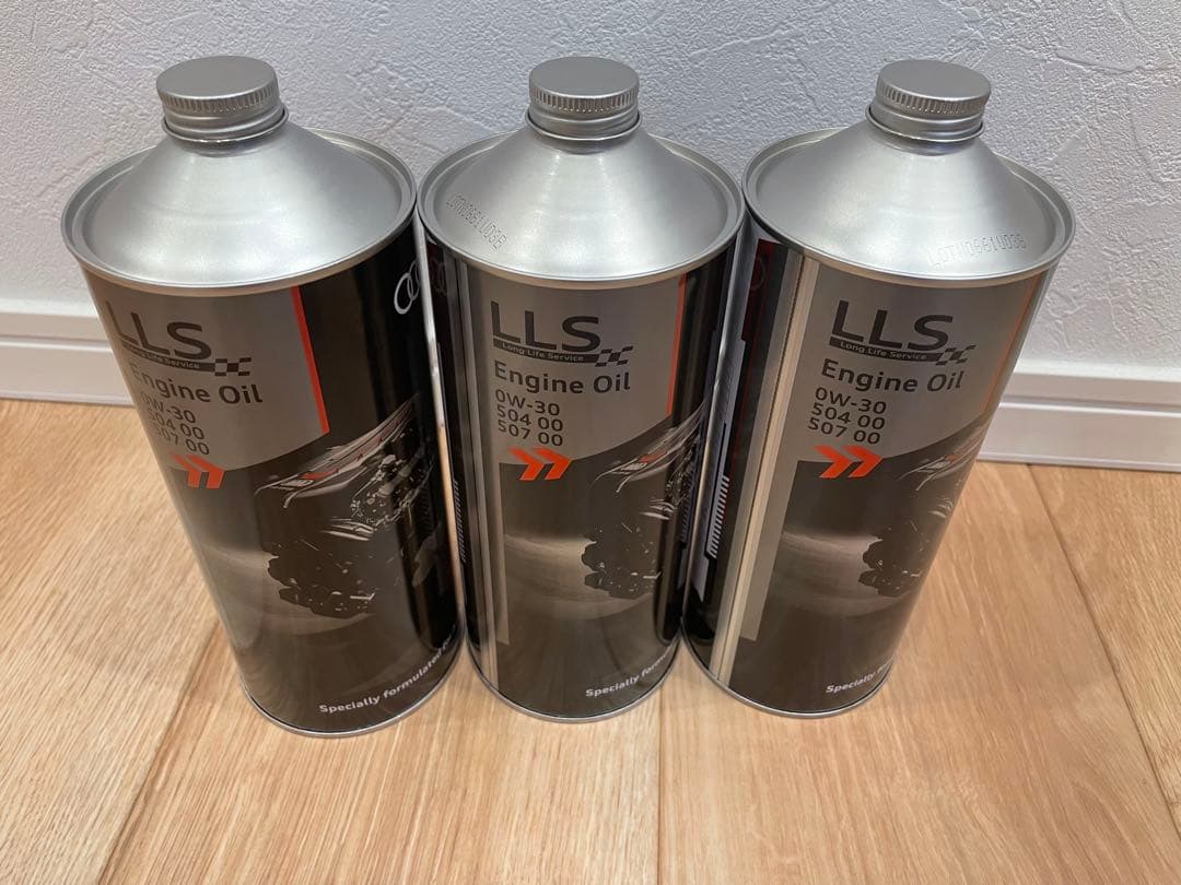 Audi LLS Engine Oil 0W-30 504 00 3本セット Audi（アウディ） 純正 LLS 4サイクルエンジン/ディーゼルエンジン用