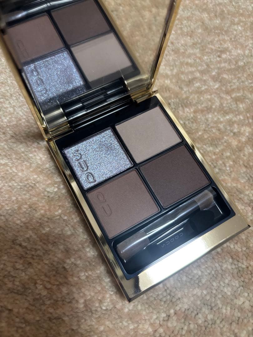 極美品 SUQQU アイシャドウパレット2025限定色 S03 霜来