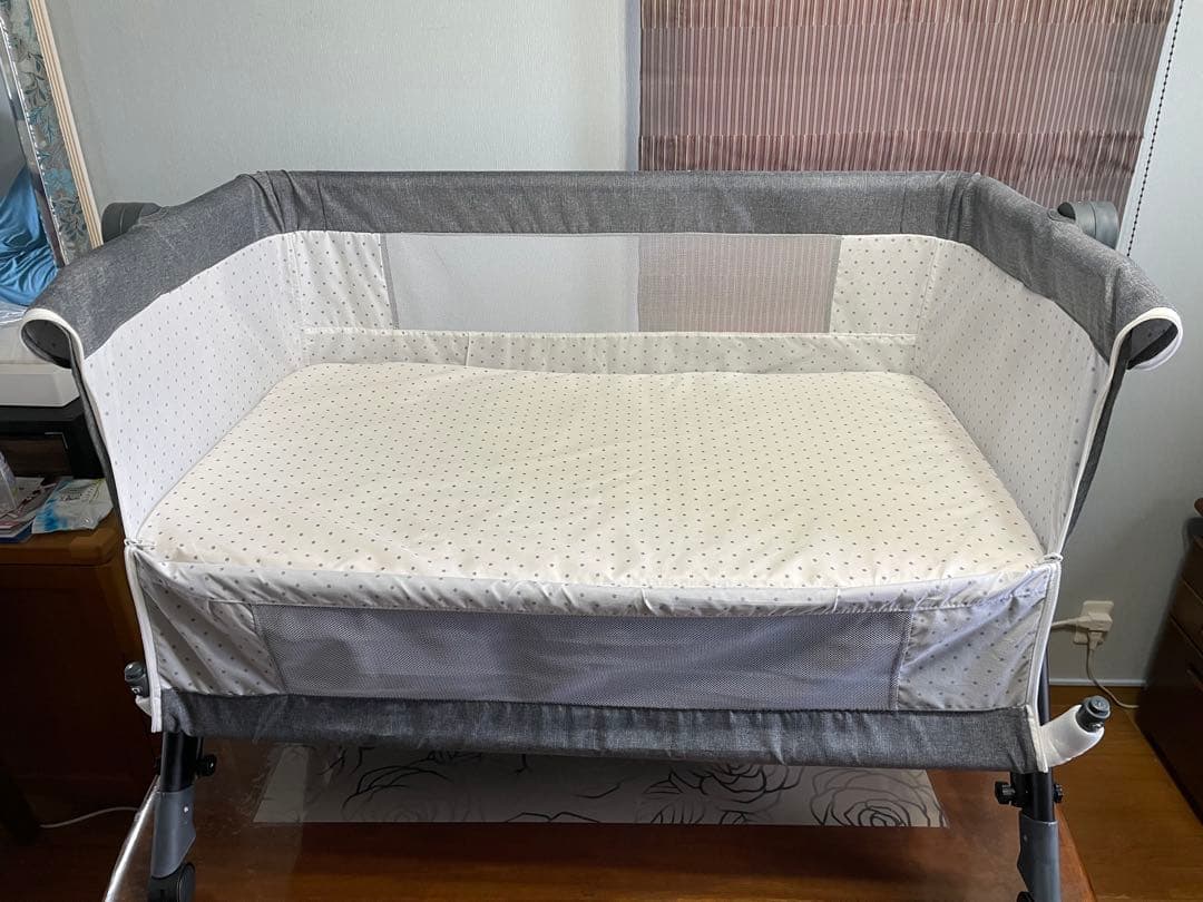グレー ベビーベッド 折りたたみ式 ️再値下げ️折りたたみ式ベビー