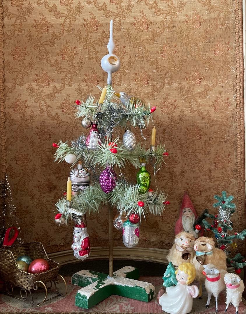 ヴィンテージオーナメント 水鳥の羽根のクリスマスツリー - メルカリ