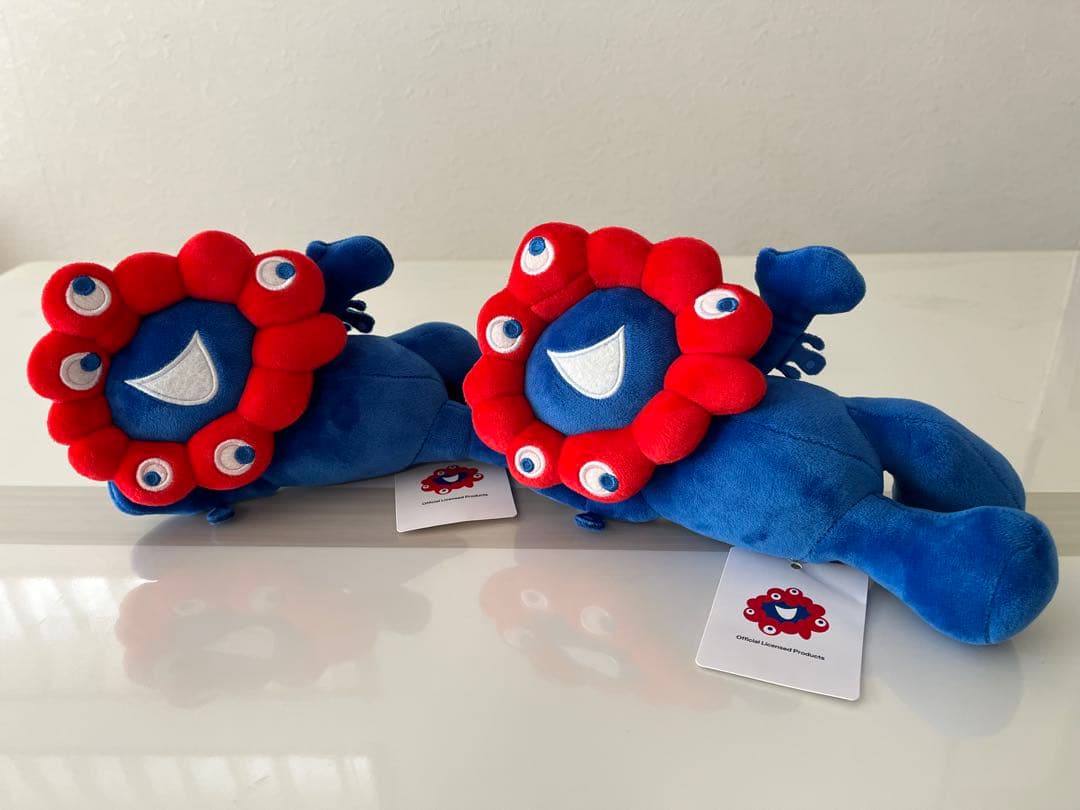 ミャクミャクくじ タグ付き 2等&3等&3等 3匹セット - メルカリ