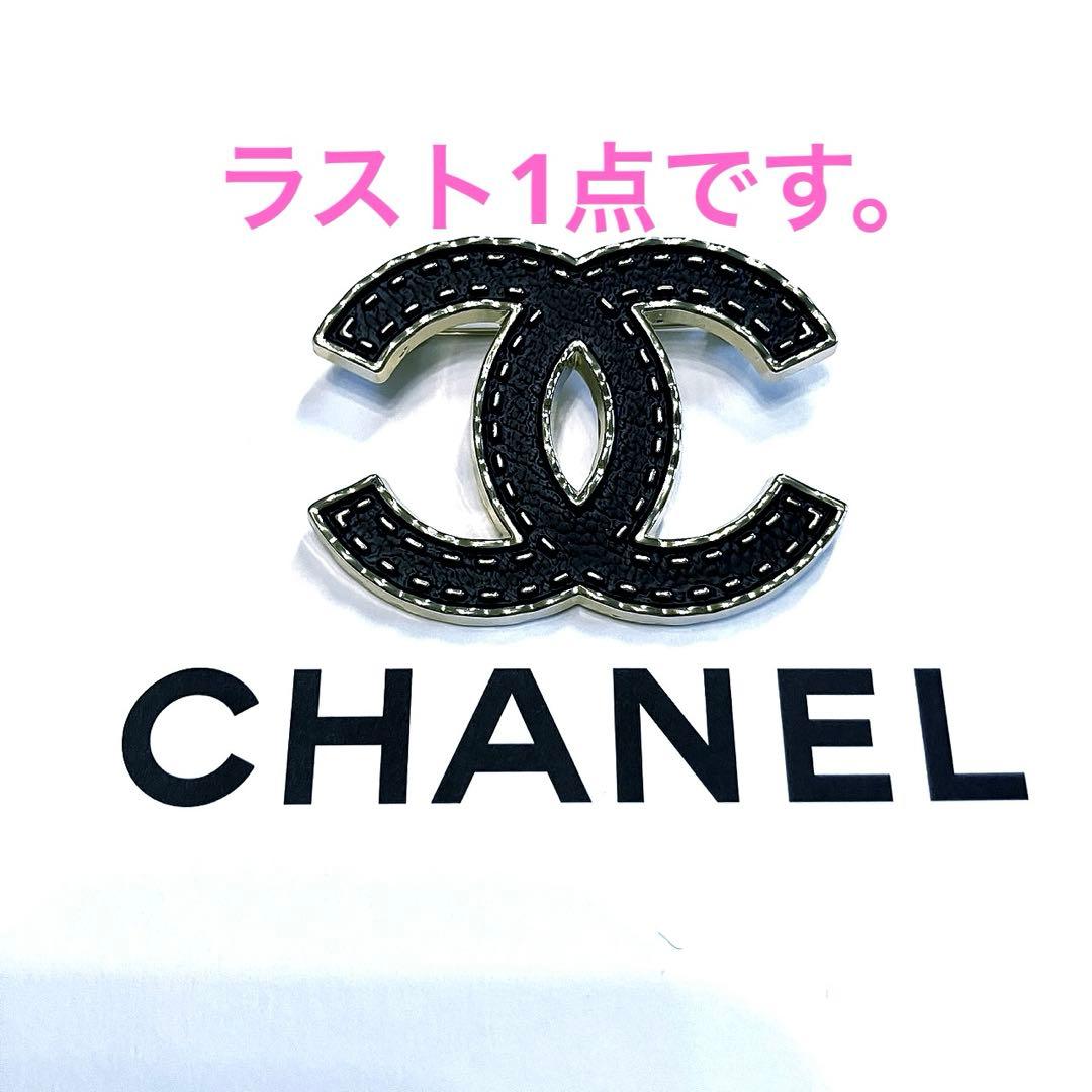CHANEL シルバー ブラック CCロゴ ブローチ ノベルティ - メルカリ