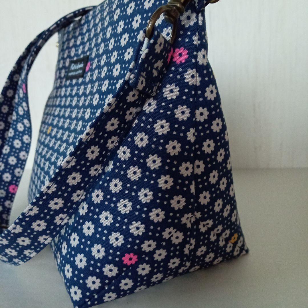 専用品 チューリップバッグ•三角マチファスナーポーチ•ポーチ2点