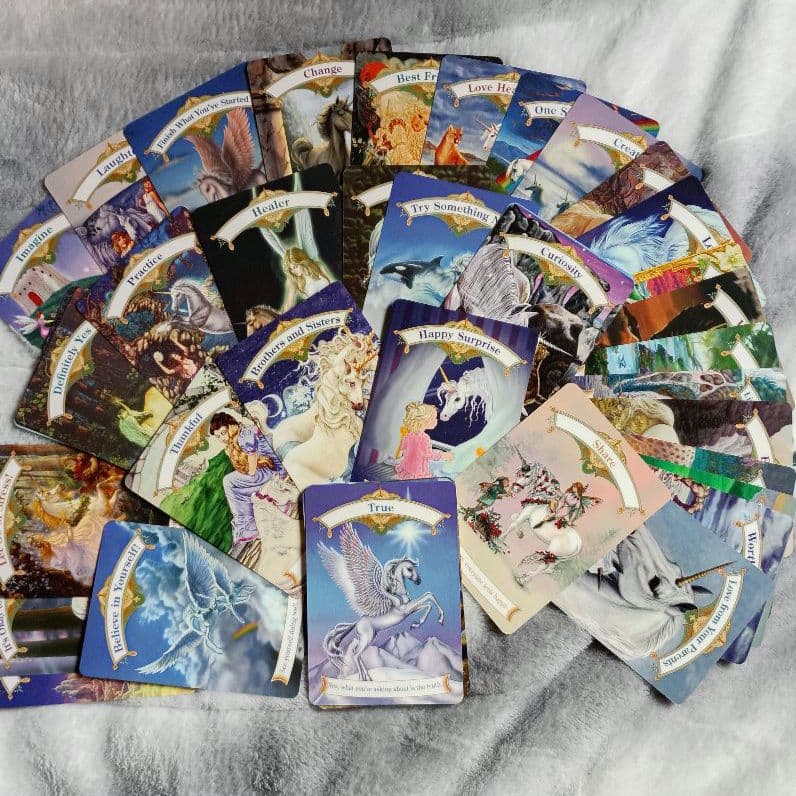 ドリーンバーチュー ユニコーン オラクルカード【正規品・日本語ガイド