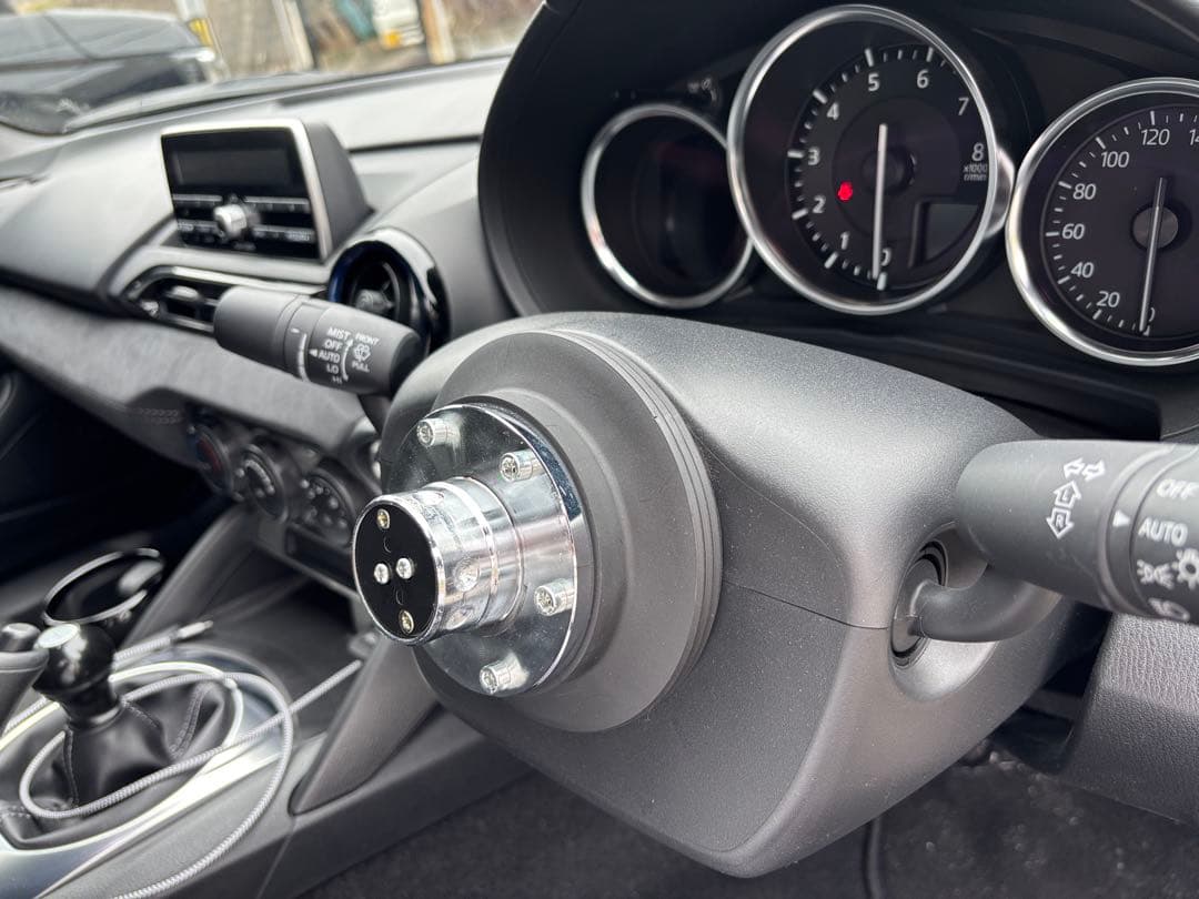 NDロードスターフルセット】MOMO ウッドステアリングHL-06 - メルカリ