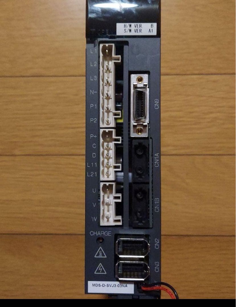 MITSUBISHI サーボドライブユニット MDS-D-SVJ3-03NA - メルカリ