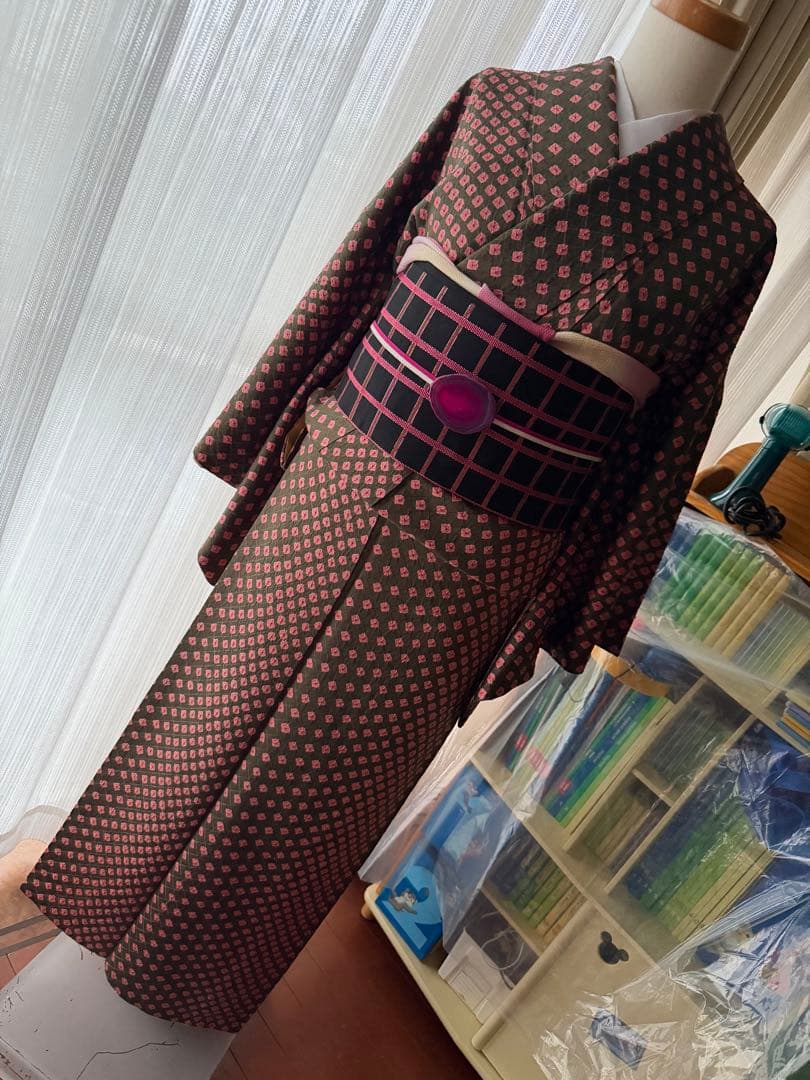 よし様専用 正絹 小紋 着物 チョコブラウン×ピンク 総絞り 単品 - メルカリ