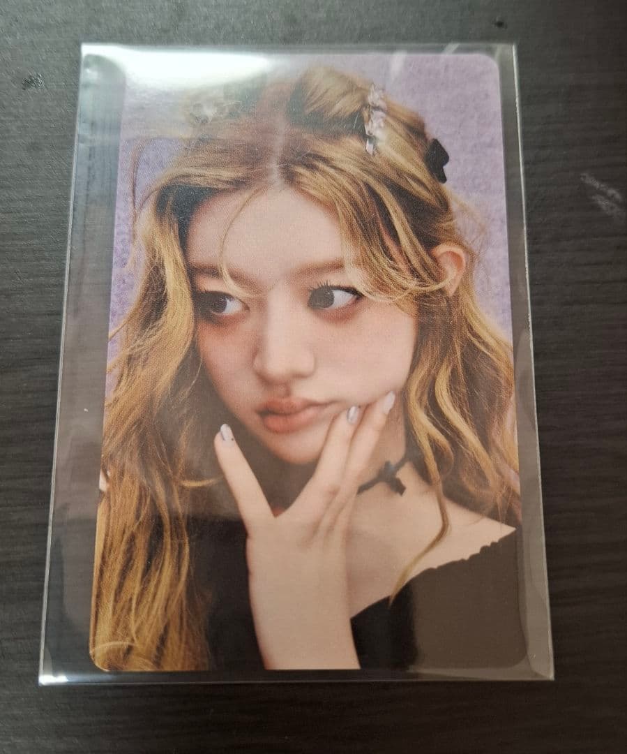 ILLIT トレカ ミンジュ - メルカリ