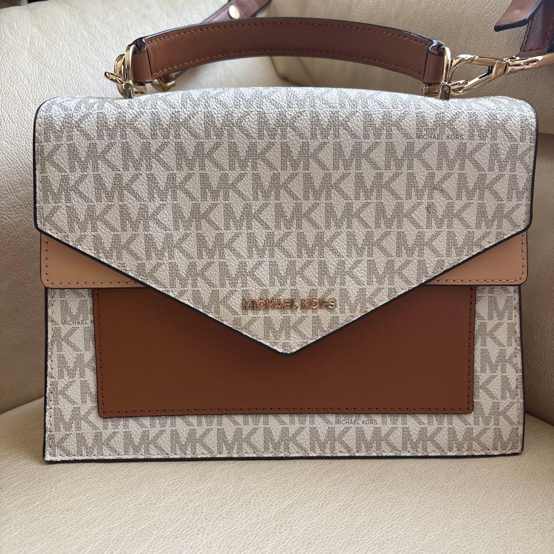 MICHAEL KORS ロゴ入りハンドバッグ - メルカリ