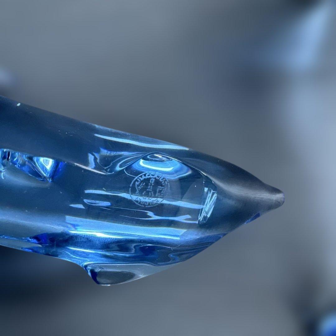 Baccarat 青色ガラス製イルカの彫刻 - メルカリ