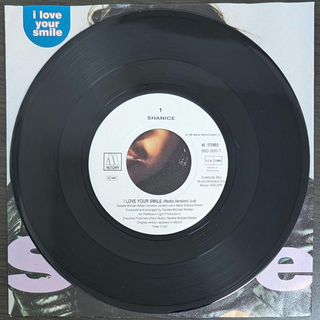 Shanice I Love Your Smile 7インチレコード - メルカリ