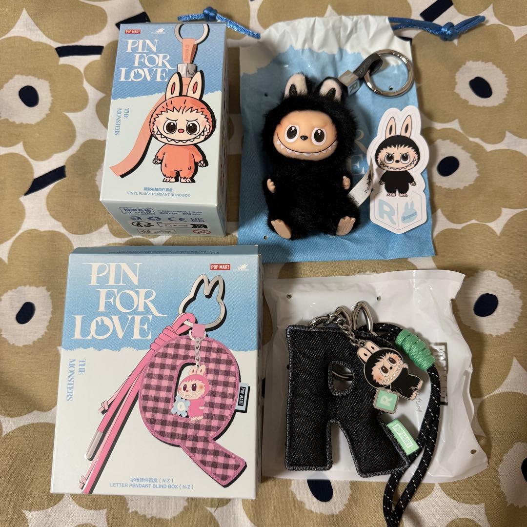 正規品】POPMART ラブブ ぬいぐるみ イニシャルラブブ R セット - メルカリ
