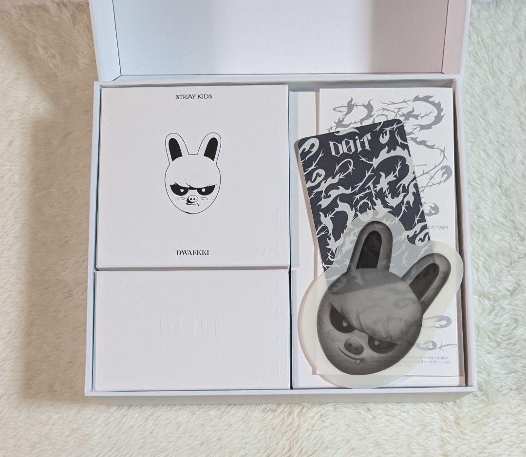 スキズ DWAEKKI EVIL SKZOO スピーカー StrayKids - メルカリ