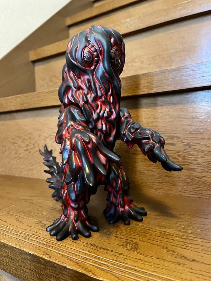 マルサン ヘドラ 吉坂隆 レッドバージョン ソフビ - メルカリ