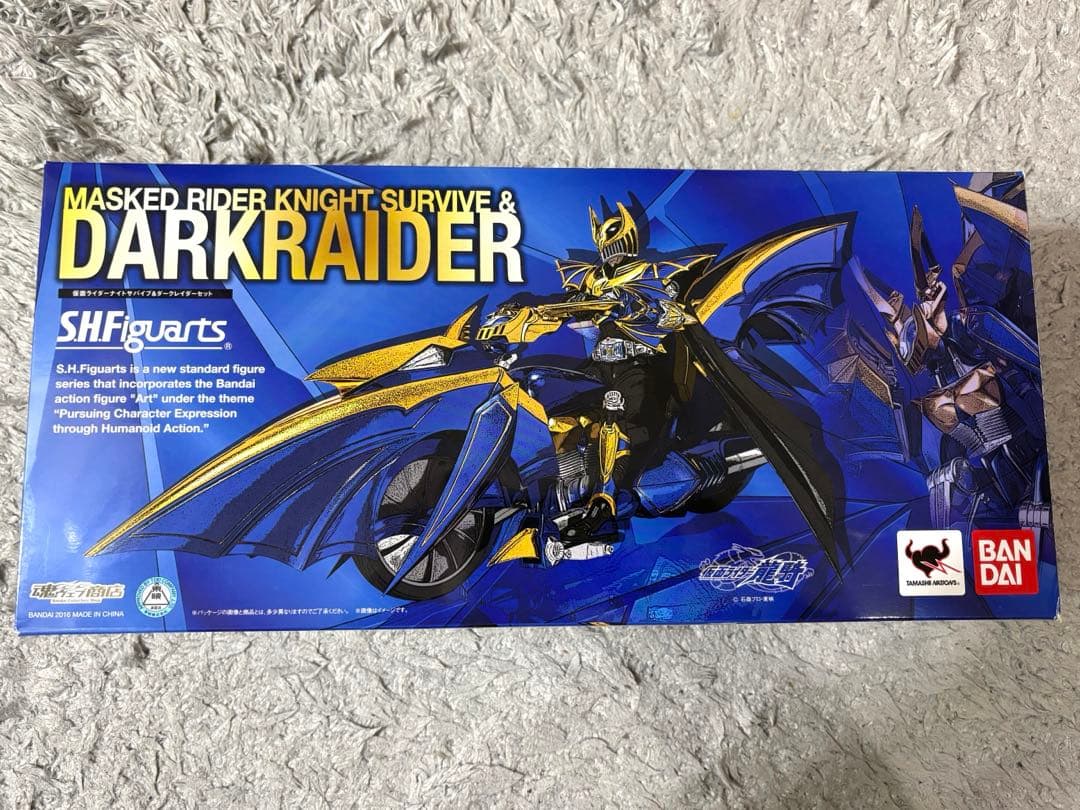 S.H.Figuarts 仮面ライダーナイトサバイブ&ダークレイダーセット