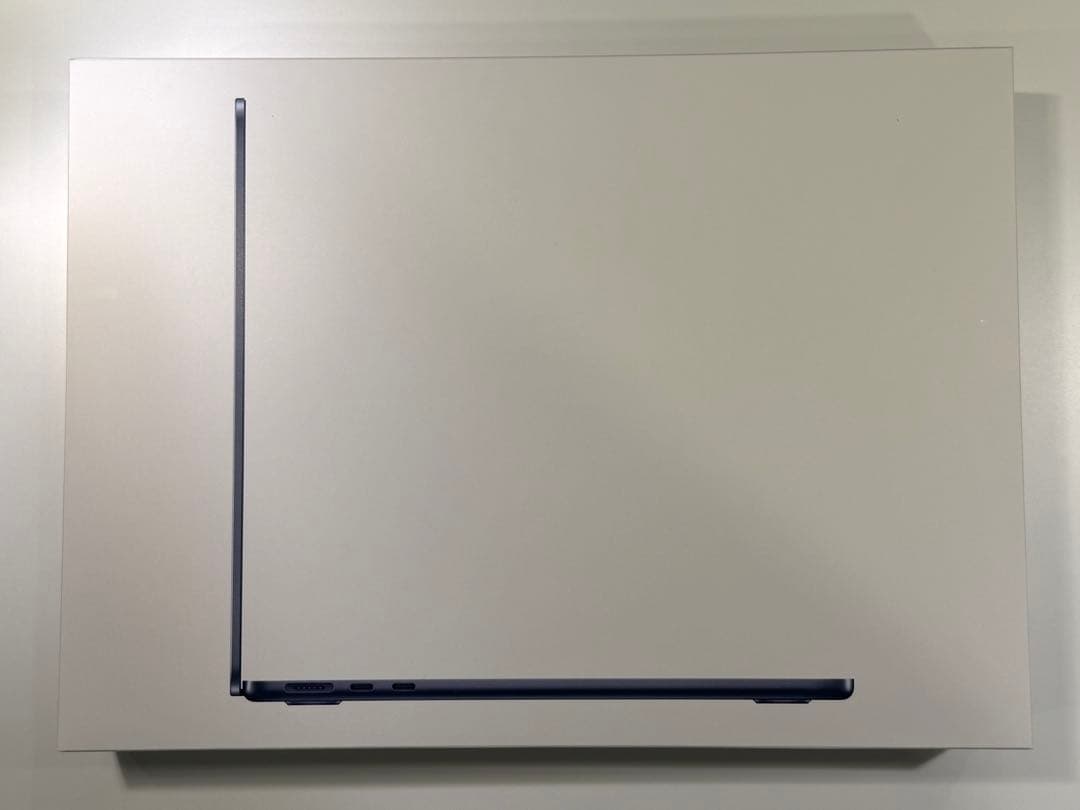 M2 Macbook Air 13.6in スペースグレイ　512GB US配列