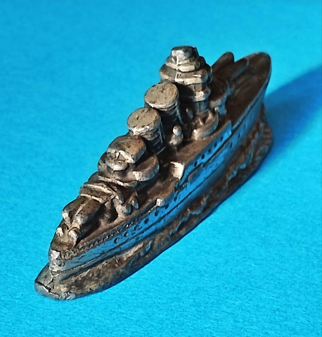 昭和レトロ】⚫戦前のグリコの景品 日本帝国海軍軍艦型文鎮 - メルカリ