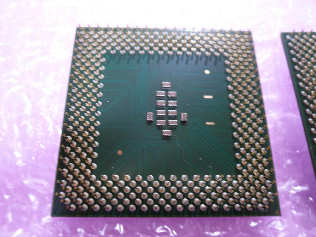 Intel Pentium III-S 1400Mhz SL5XL CPU 2個 - メルカリ