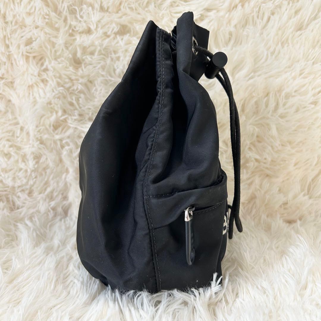 ✨人気✨BURBERRY LONDON 巾着 バッグ ポーチ ドローコード - メルカリ