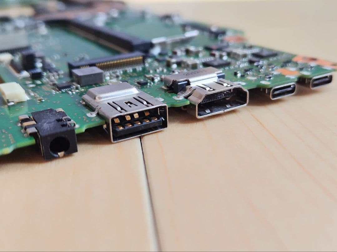 Dynabook G83/HS・HV・HU等用 マザーボード i7 1165G7 - メルカリ