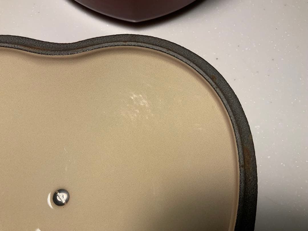 ル・クルーゼ ココット・ダムール ハート型鍋 2.0L チェリーレッド